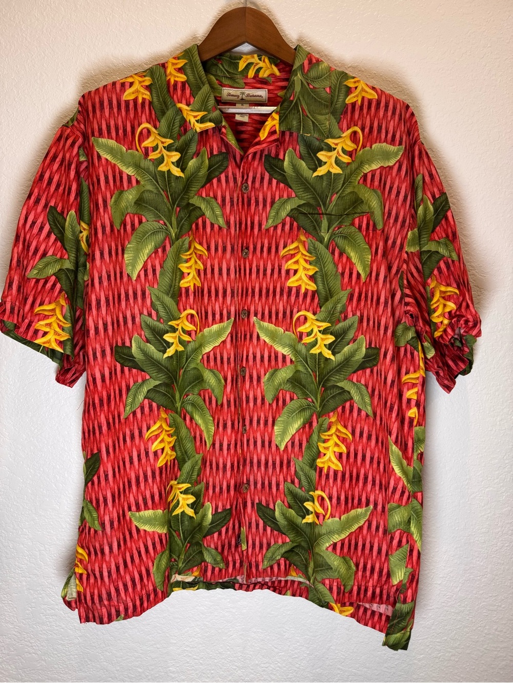 Tommy Bahama Linen/Silk Hawaiian Shirt